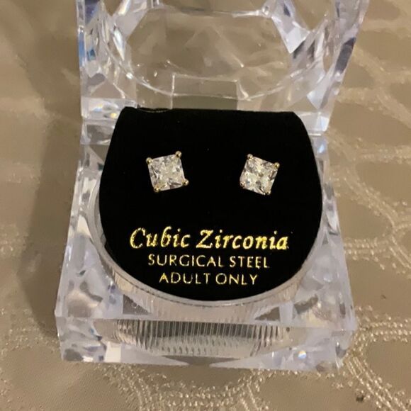 NWT CZ Studs Sale   - Picture 1 of 1